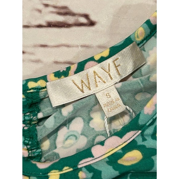 WAYF Kelly Green Floral Tank with Rouching Size Small - Picture 2 of 5